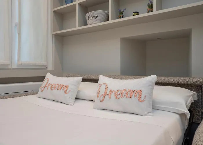 Luxury apartment - Cesare da Sesto 23